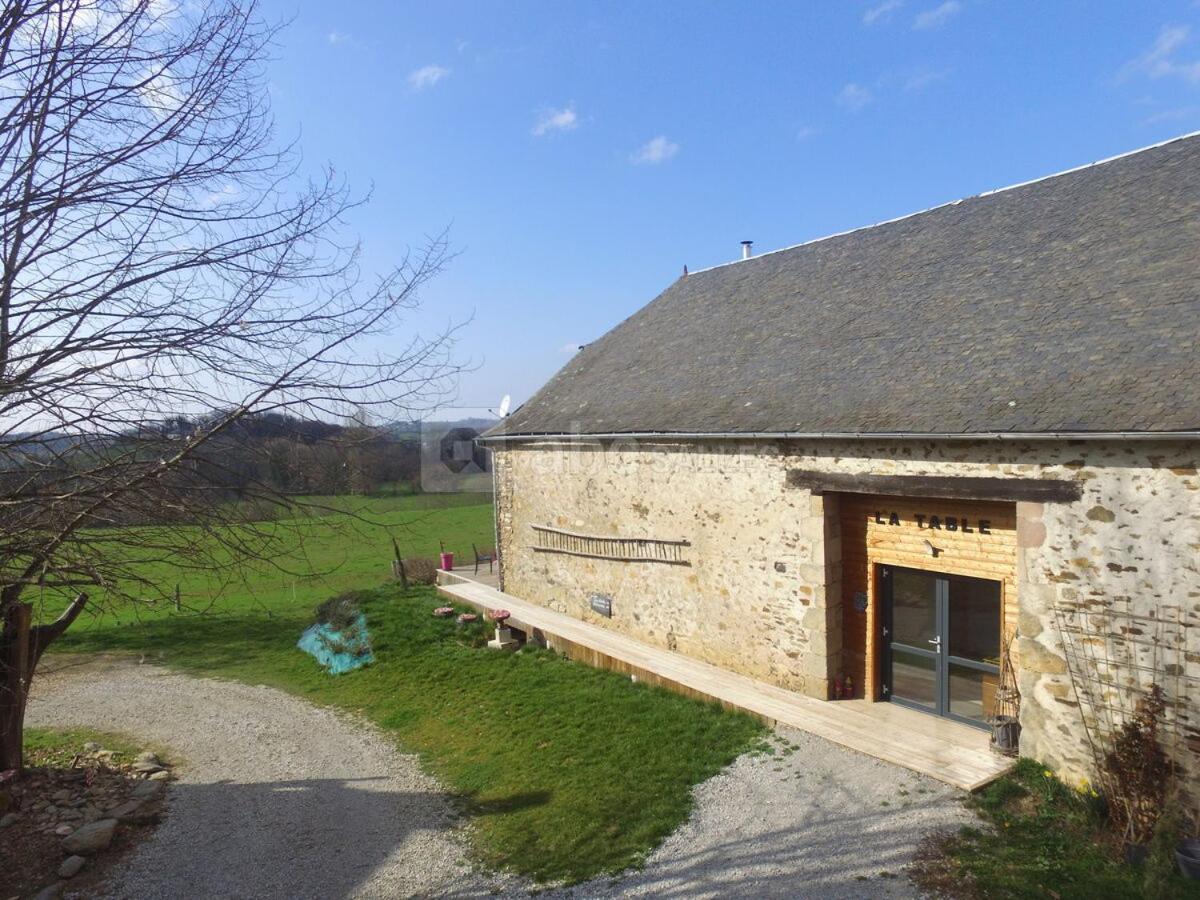 Domaine De La Clauzade Bed and Breakfast Saint-Germain-les-Vergnes Eksteriør billede