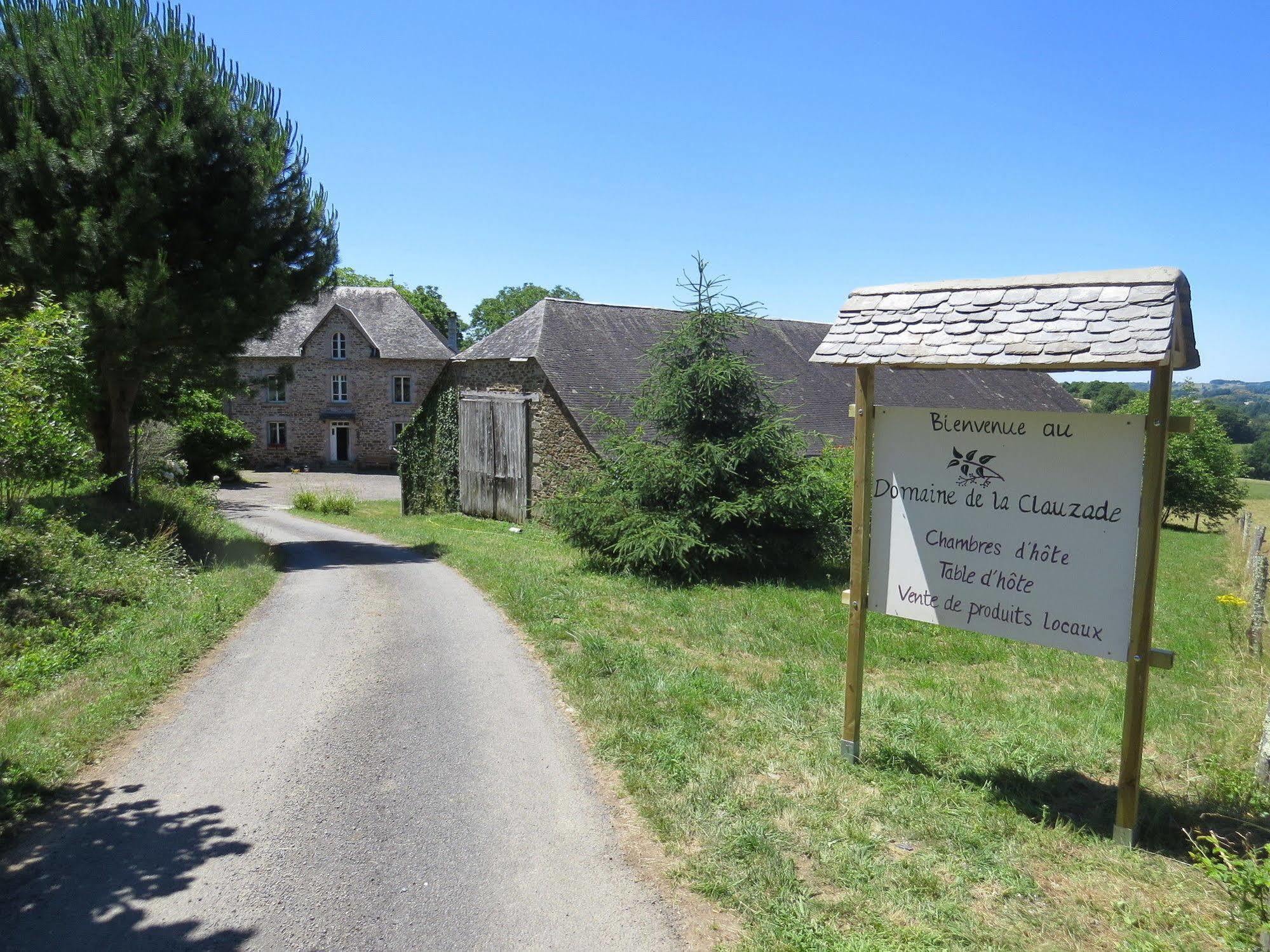 Domaine De La Clauzade Bed and Breakfast Saint-Germain-les-Vergnes Eksteriør billede
